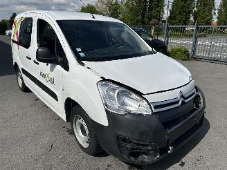 dommages autobus Citroën Berlingo  2018/4