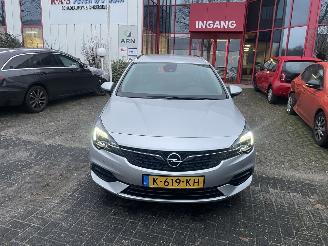 krockskadad bil taxi Opel Astra SPORTS TOURER+ 2021/1