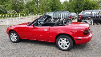dommages  camping cars Mazda MX-5  1990/7