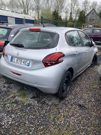 Used car part Peugeot 208 1.6 BLUE HDI 2017/4